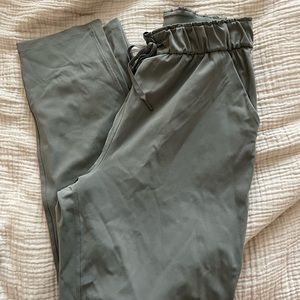 Lululemon drawstring pant
